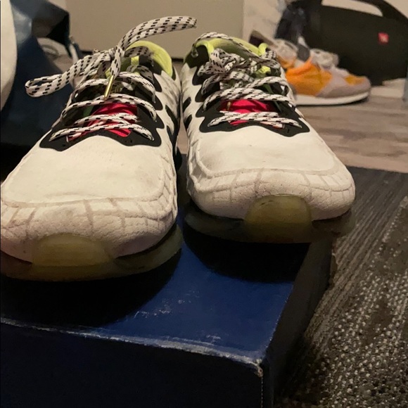 ASICS running